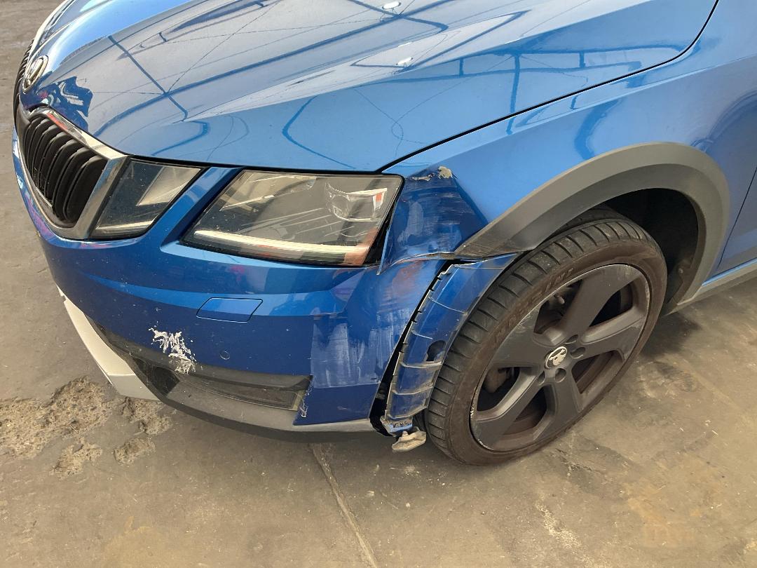 Photo '4' of Skoda Octavia Scout TDI 110KW 7DSG