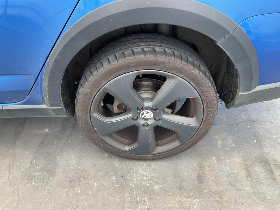 Photo '7' of Skoda Octavia Scout TDI 110KW 7DSG