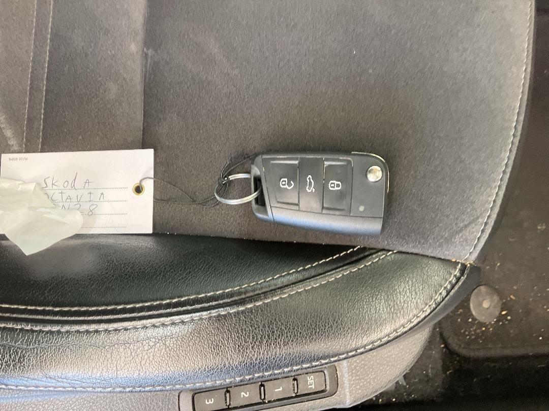 Photo '17' of Skoda Octavia Scout TDI 110KW 7DSG