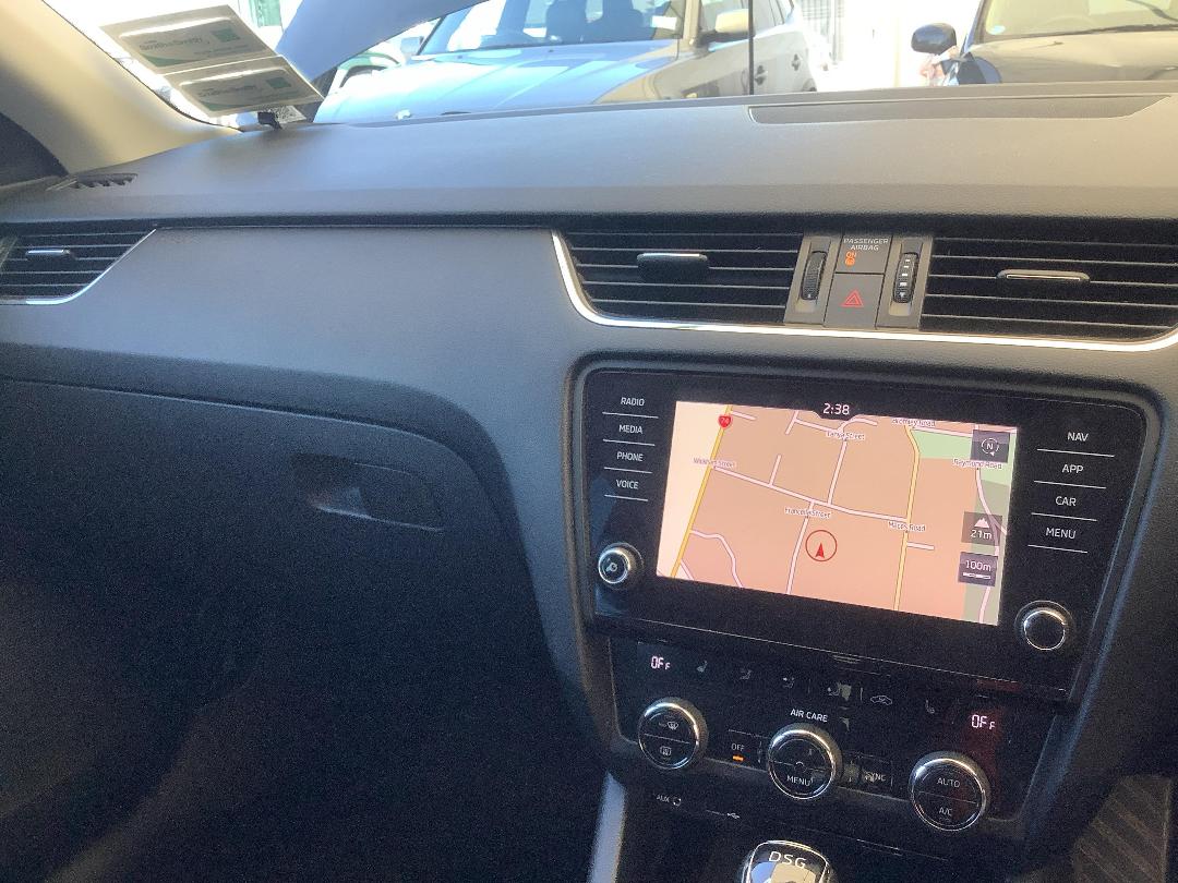 Photo '15' of Skoda Octavia Scout TDI 110KW 7DSG