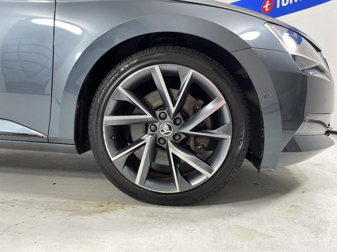 Photo '9' of Skoda Superb Photo '9' of Skoda Superb