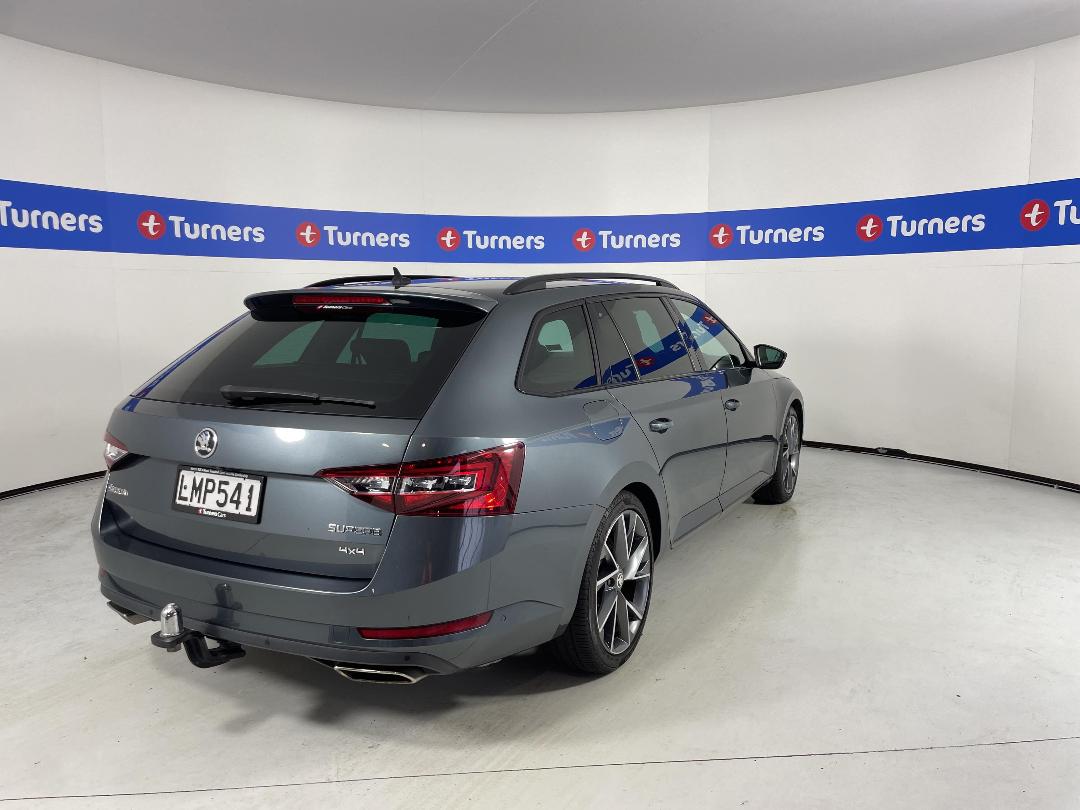 Photo '7' of Skoda Superb Photo '7' of Skoda Superb