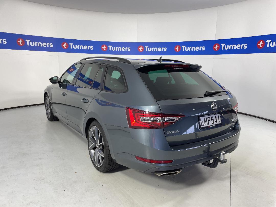 Photo '5' of Skoda Superb Photo '5' of Skoda Superb