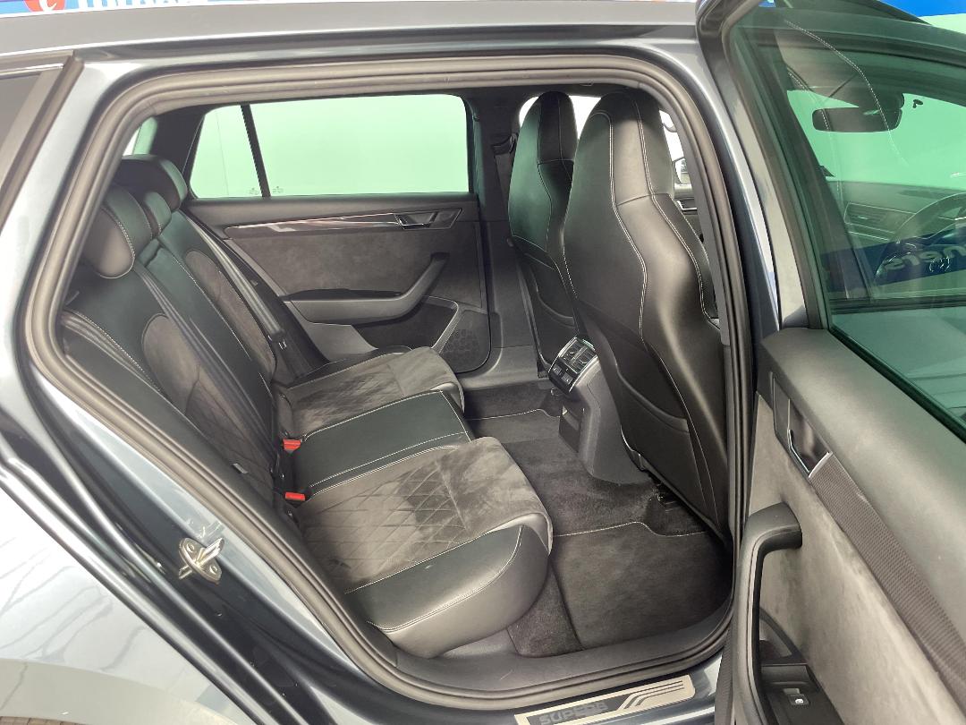 Photo '20' of Skoda Superb Photo '20' of Skoda Superb