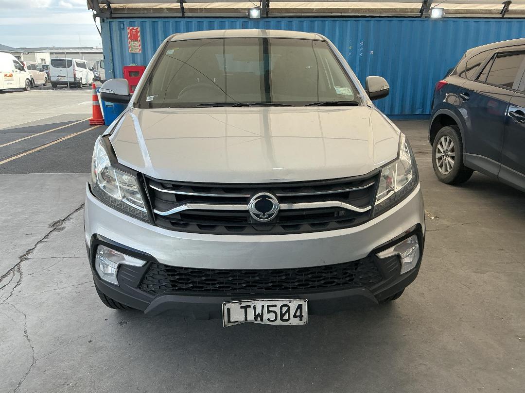 Photo '3' of Ssangyong Korando Sports Auto 2WD