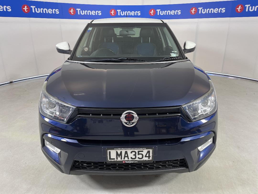 Photo '2' of Ssangyong Tivoli Photo '2' of Ssangyong Tivoli