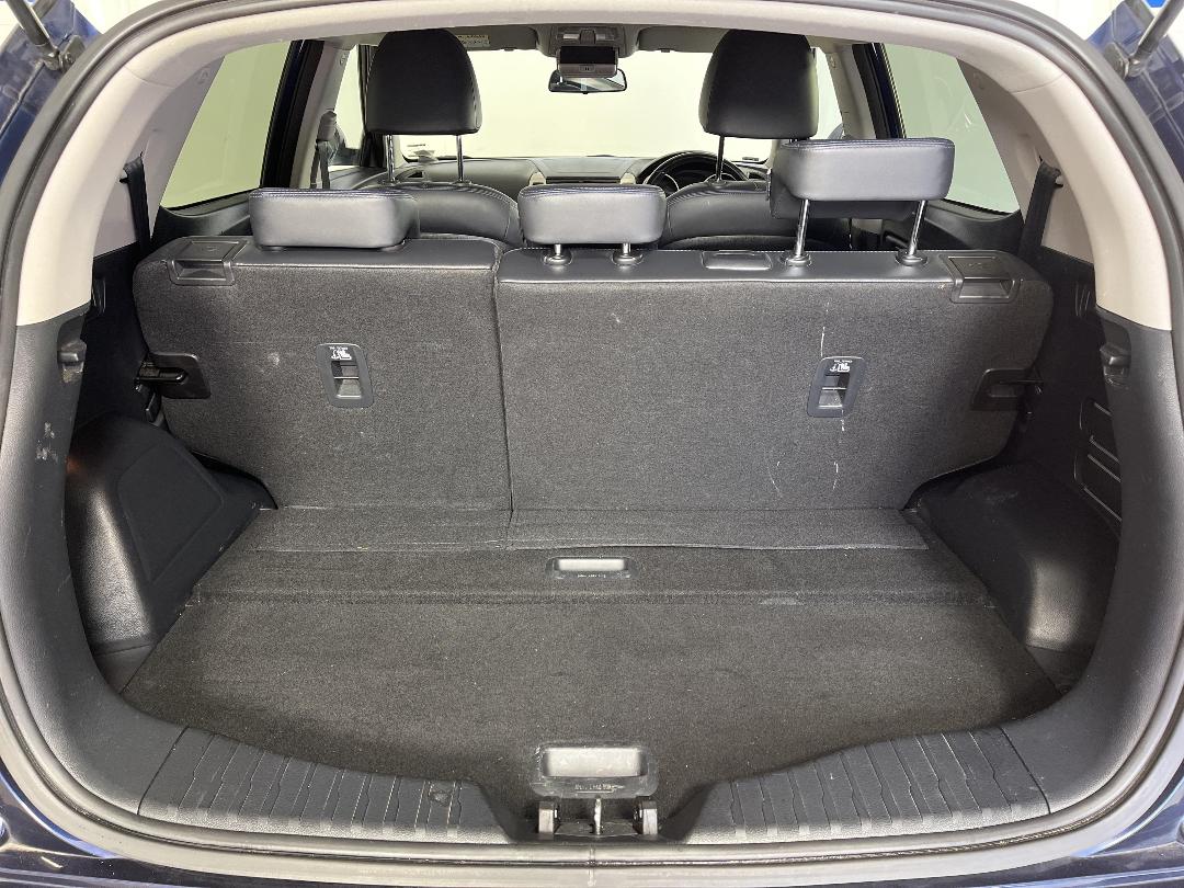 Photo '14' of Ssangyong Tivoli Photo '14' of Ssangyong Tivoli