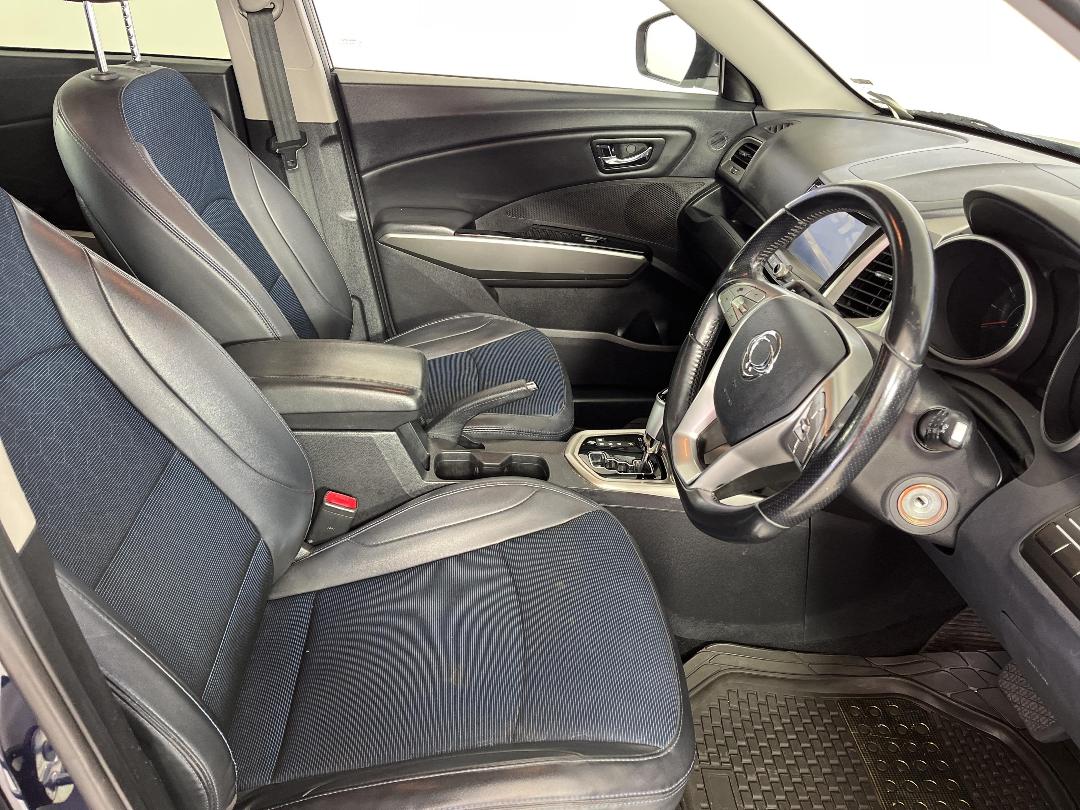 Photo '16' of Ssangyong Tivoli Photo '16' of Ssangyong Tivoli