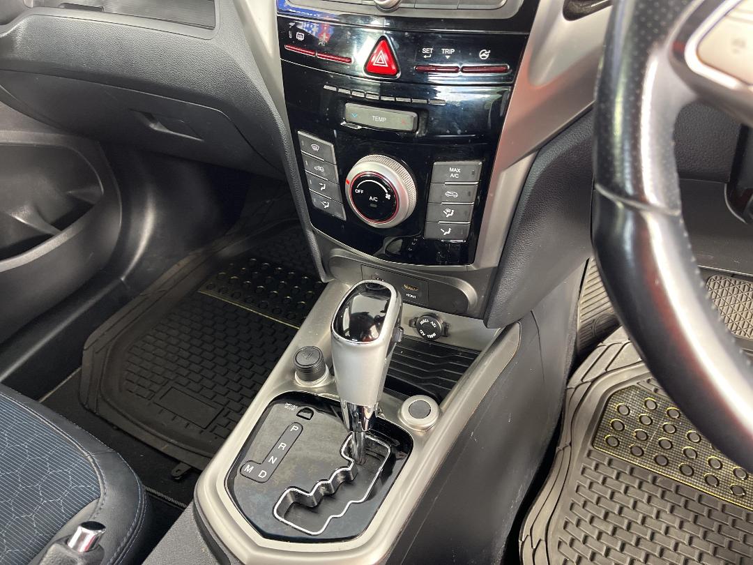 Photo '18' of Ssangyong Tivoli Photo '18' of Ssangyong Tivoli