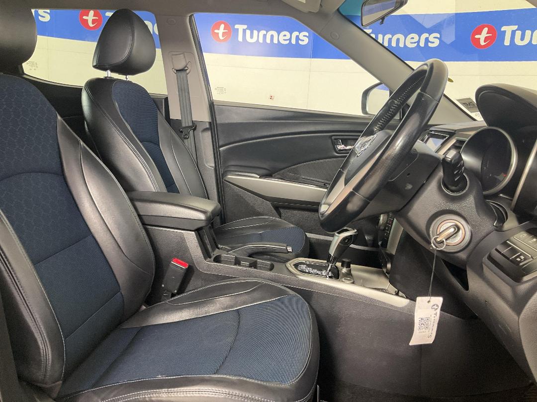 Photo '16' of Ssangyong Tivoli Photo '16' of Ssangyong Tivoli