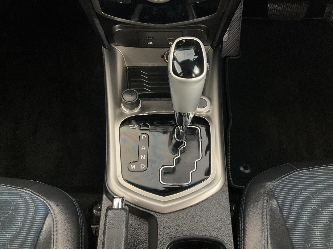 Photo '18' of Ssangyong Tivoli Photo '18' of Ssangyong Tivoli