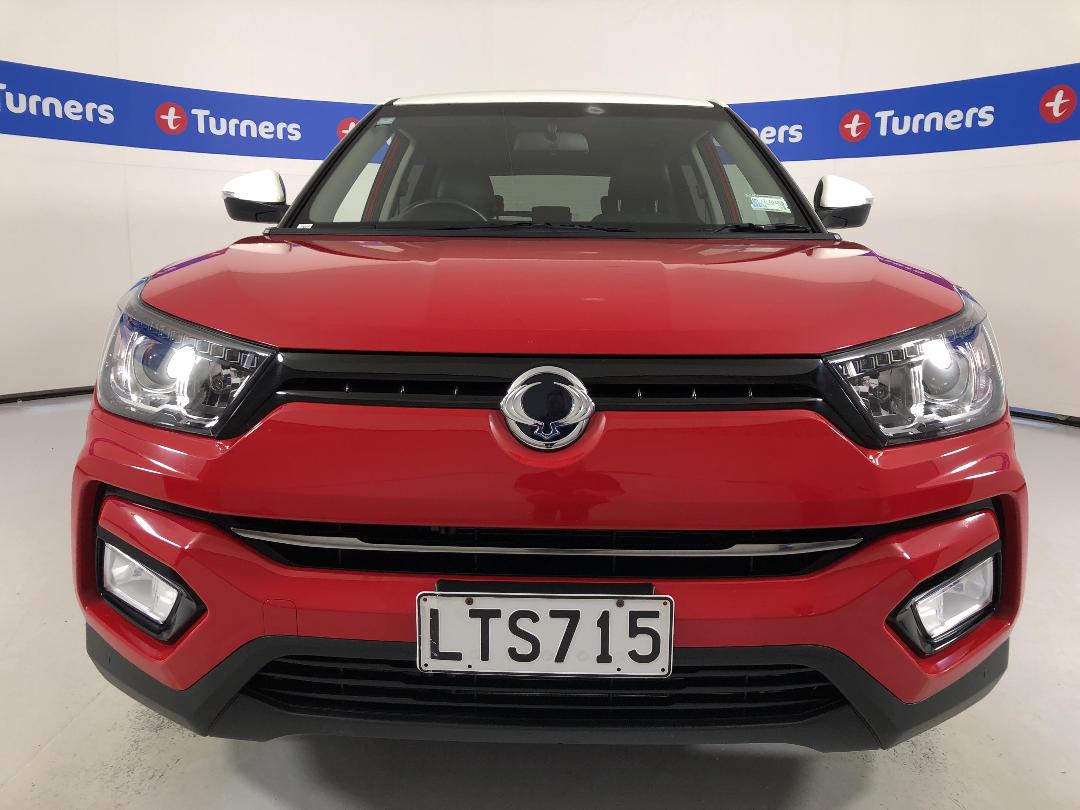 Photo '2' of Ssangyong Tivoli Photo '2' of Ssangyong Tivoli