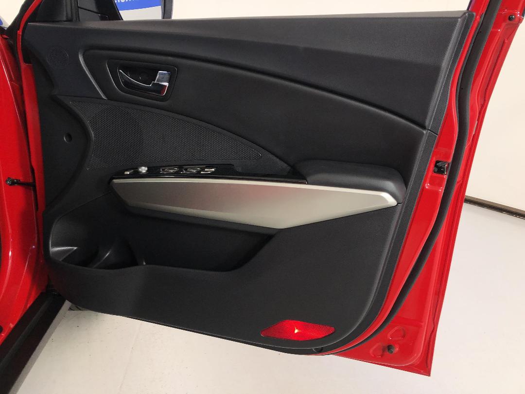 Photo '15' of Ssangyong Tivoli Photo '15' of Ssangyong Tivoli