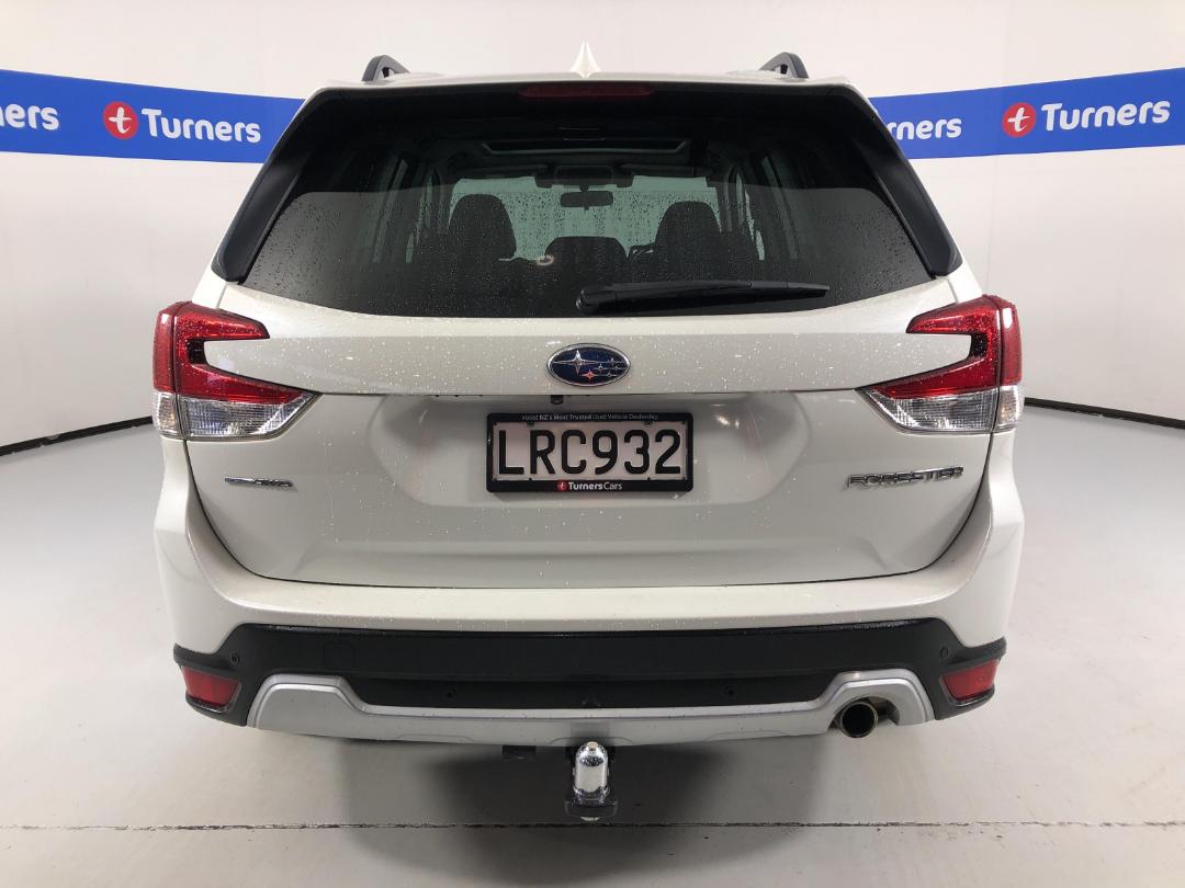 Photo '6' of Subaru Forester Photo '6' of Subaru Forester