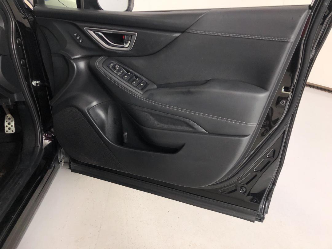 Photo '15' of Subaru Forester Photo '15' of Subaru Forester