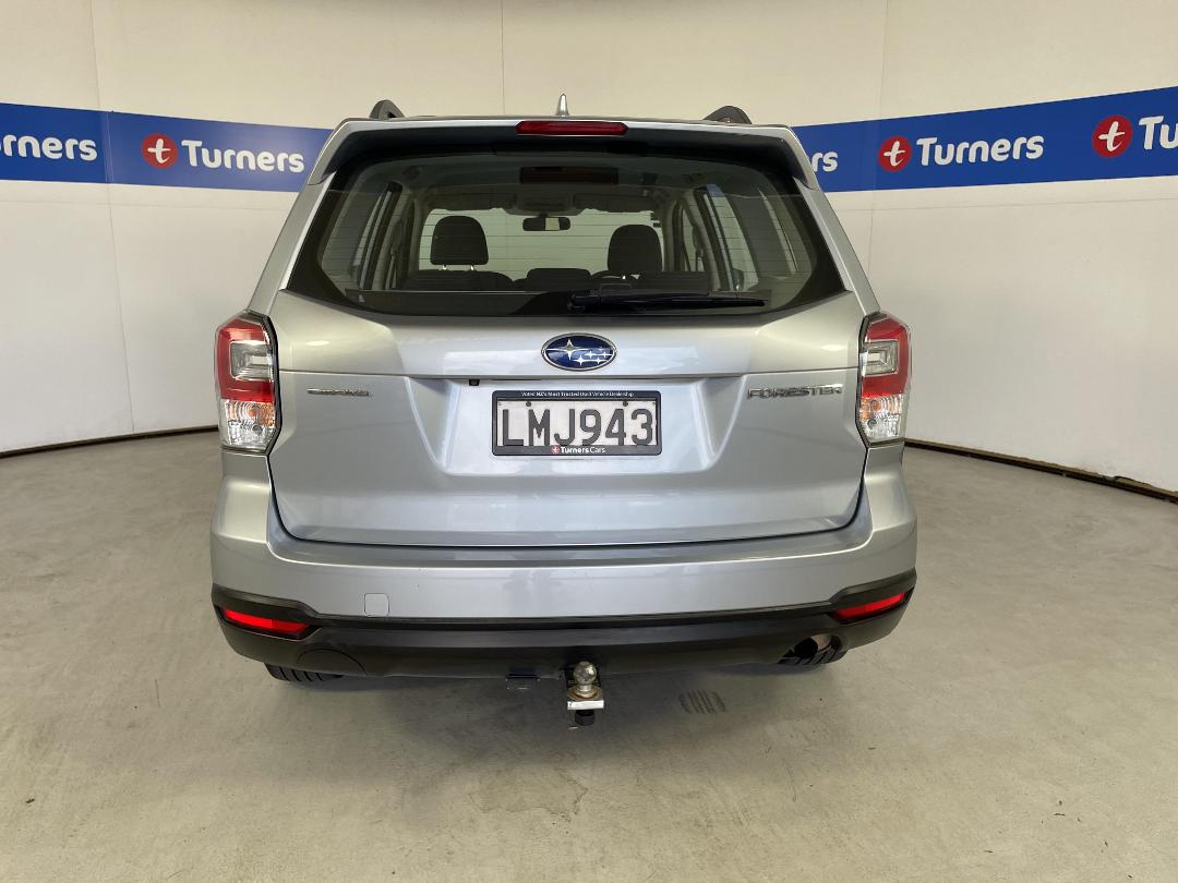 Photo '6' of Subaru Forester