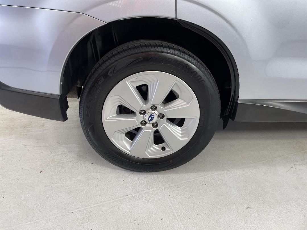 Photo '12' of Subaru Forester