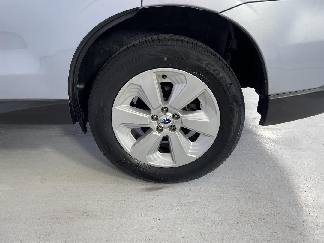 Photo '11' of Subaru Forester