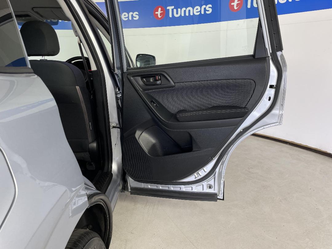 Photo '19' of Subaru Forester