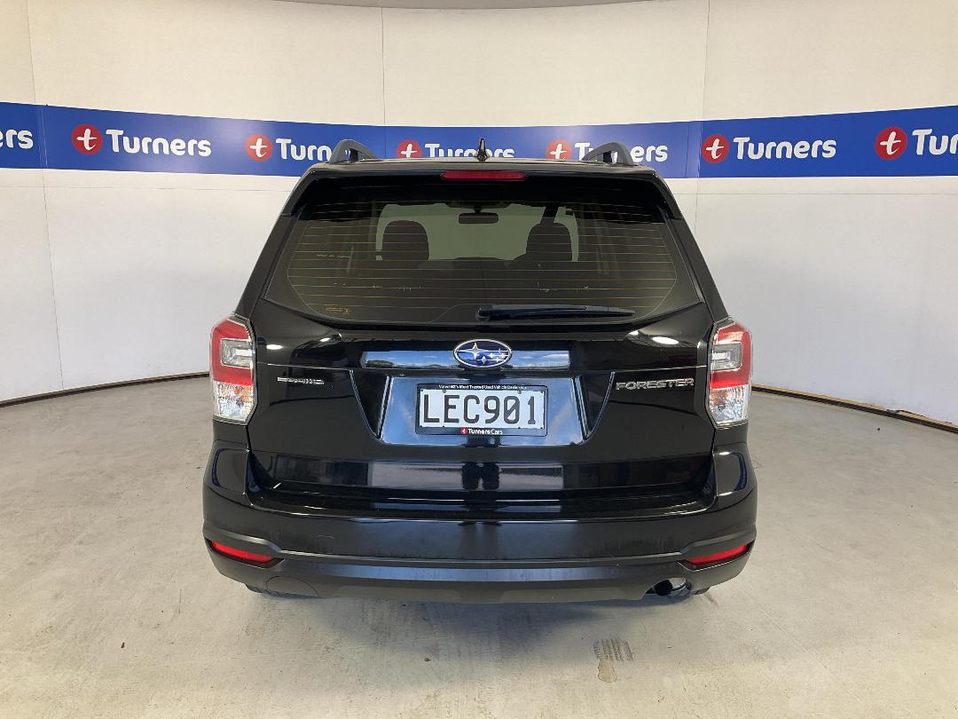 Photo '6' of Subaru Forester