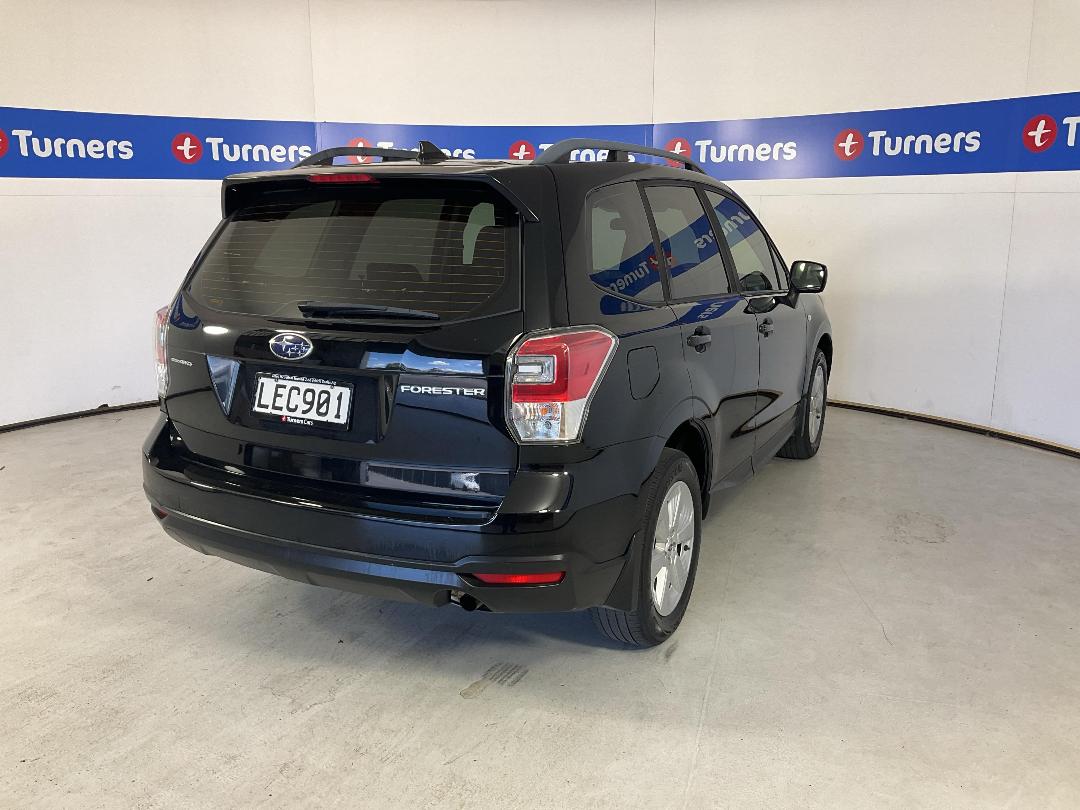 Photo '7' of Subaru Forester