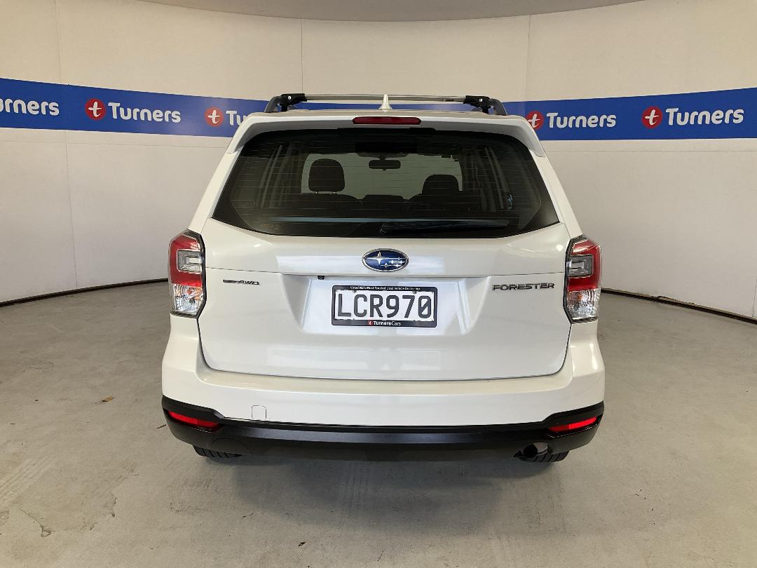 Photo '6' of Subaru Forester