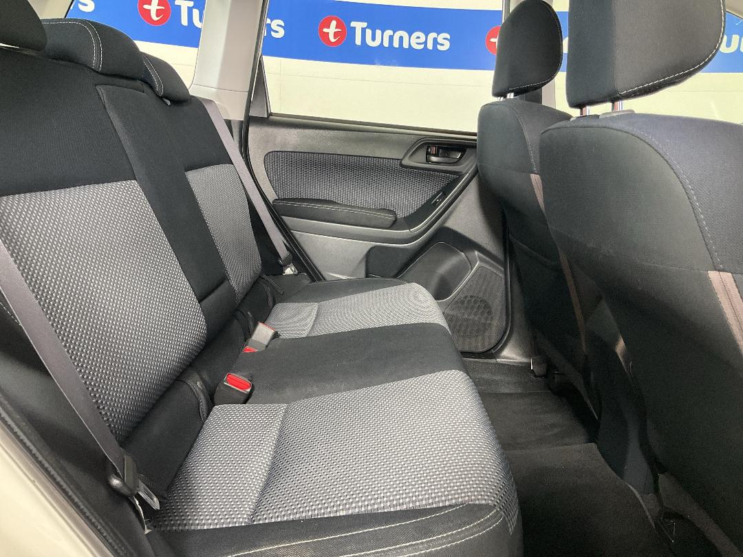 Photo '20' of Subaru Forester