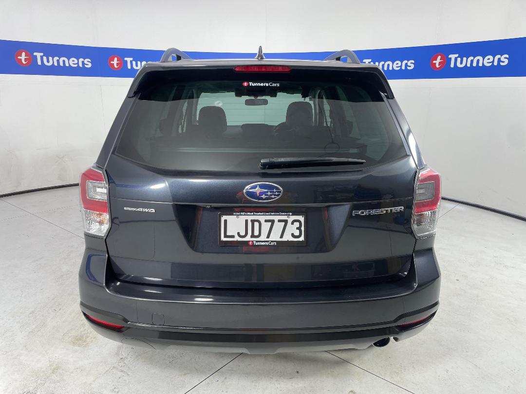 Photo '6' of Subaru Forester