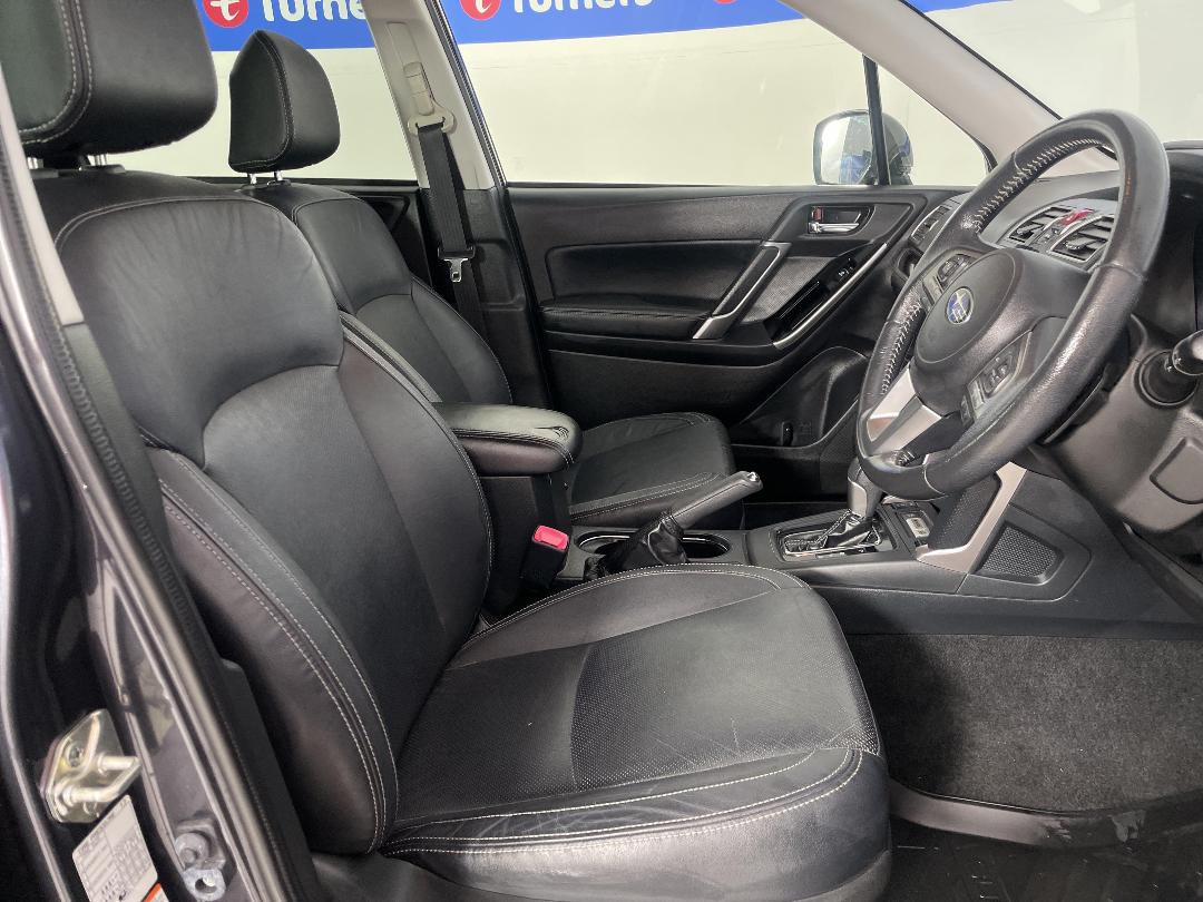 Photo '16' of Subaru Forester