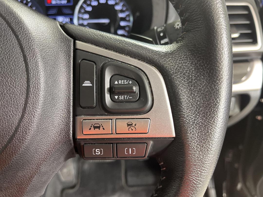 Photo '24' of Subaru Forester