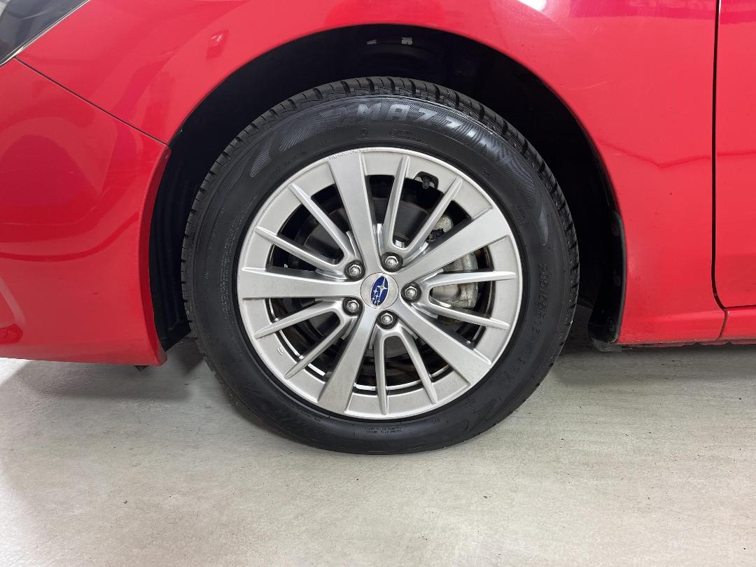 Photo '10' of Subaru Impreza