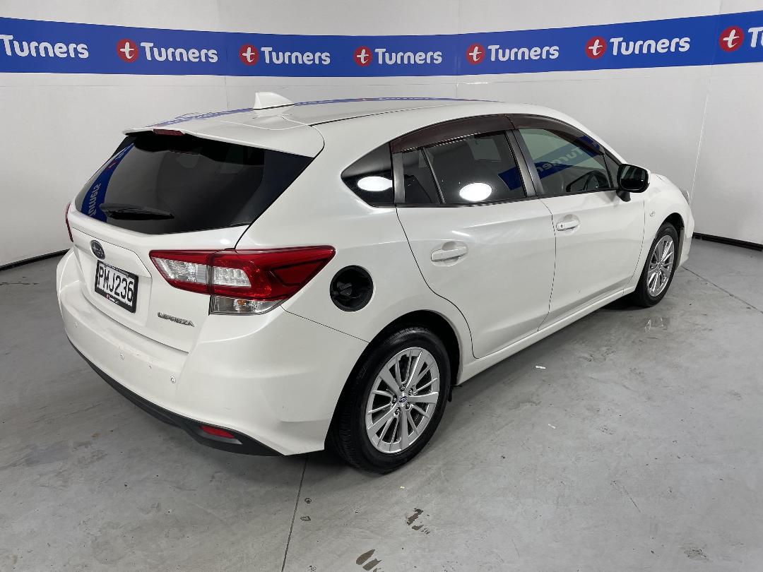 Photo '7' of Subaru Impreza