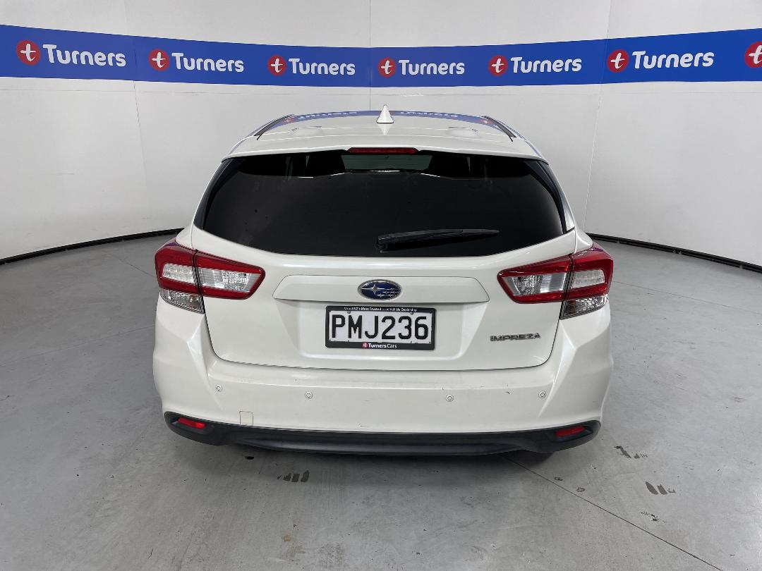 Photo '6' of Subaru Impreza