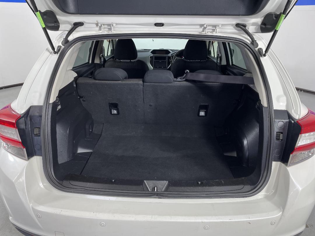 Photo '14' of Subaru Impreza