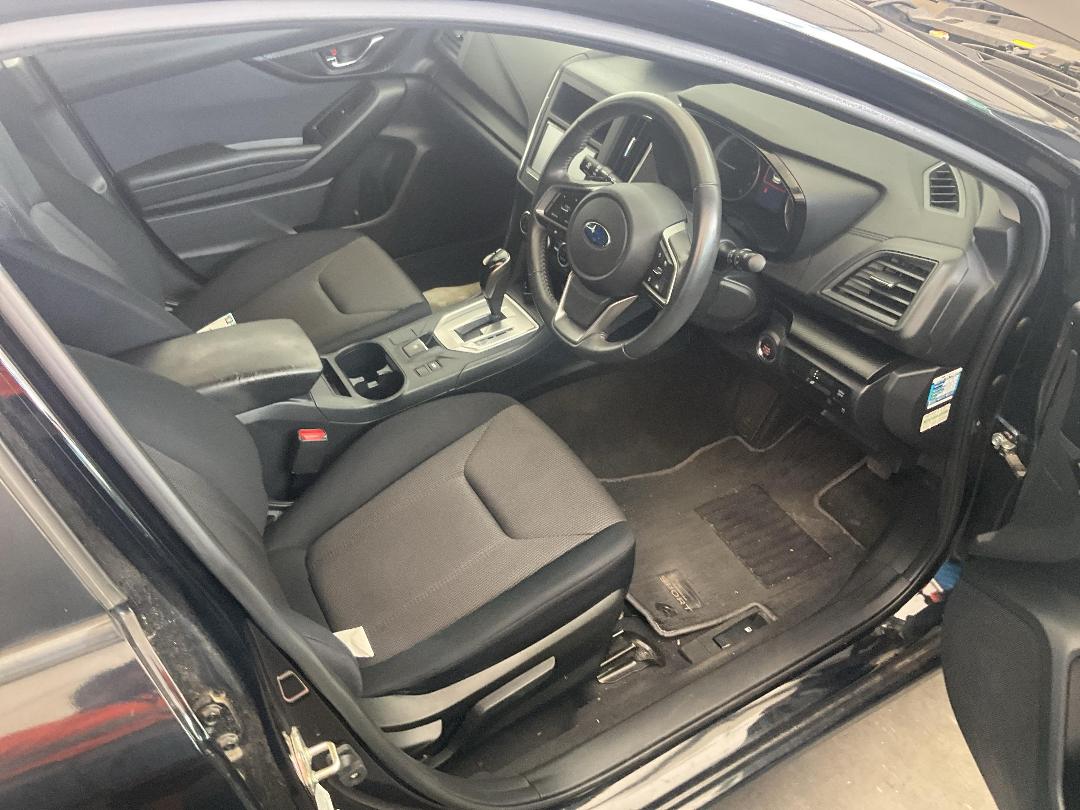 Photo '21' of Subaru Impreza Photo '21' of Subaru Impreza