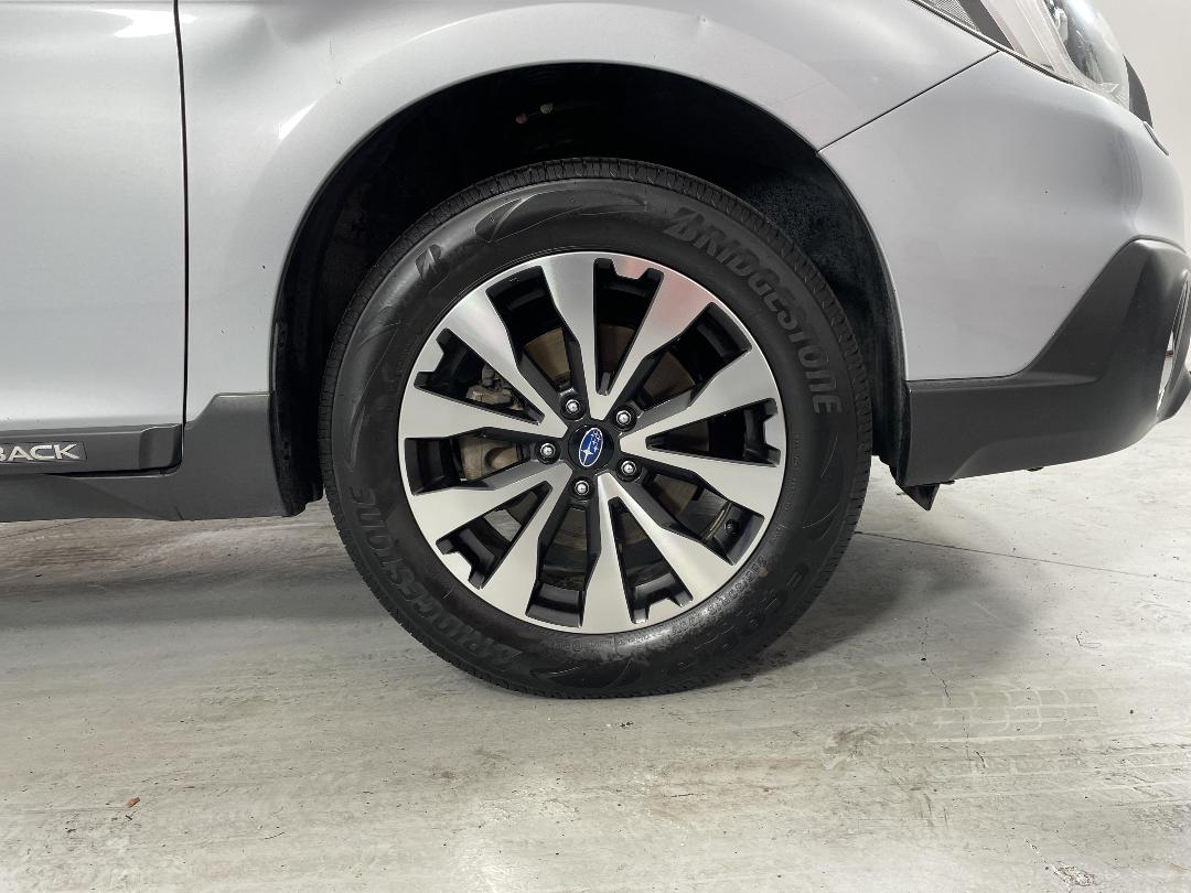 Photo '9' of Subaru Outback Photo '9' of Subaru Outback