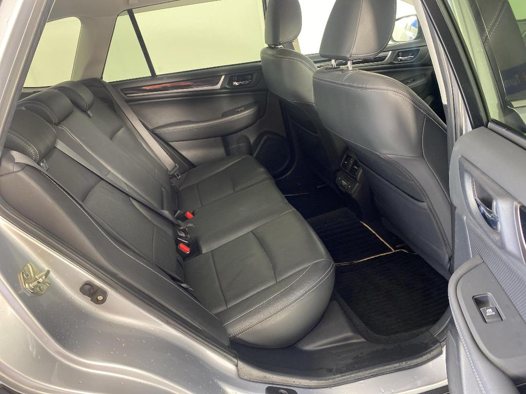 Photo '20' of Subaru Outback Photo '20' of Subaru Outback