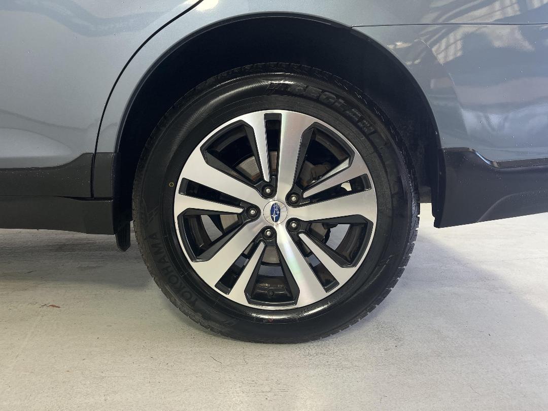 Photo '11' of Subaru Outback