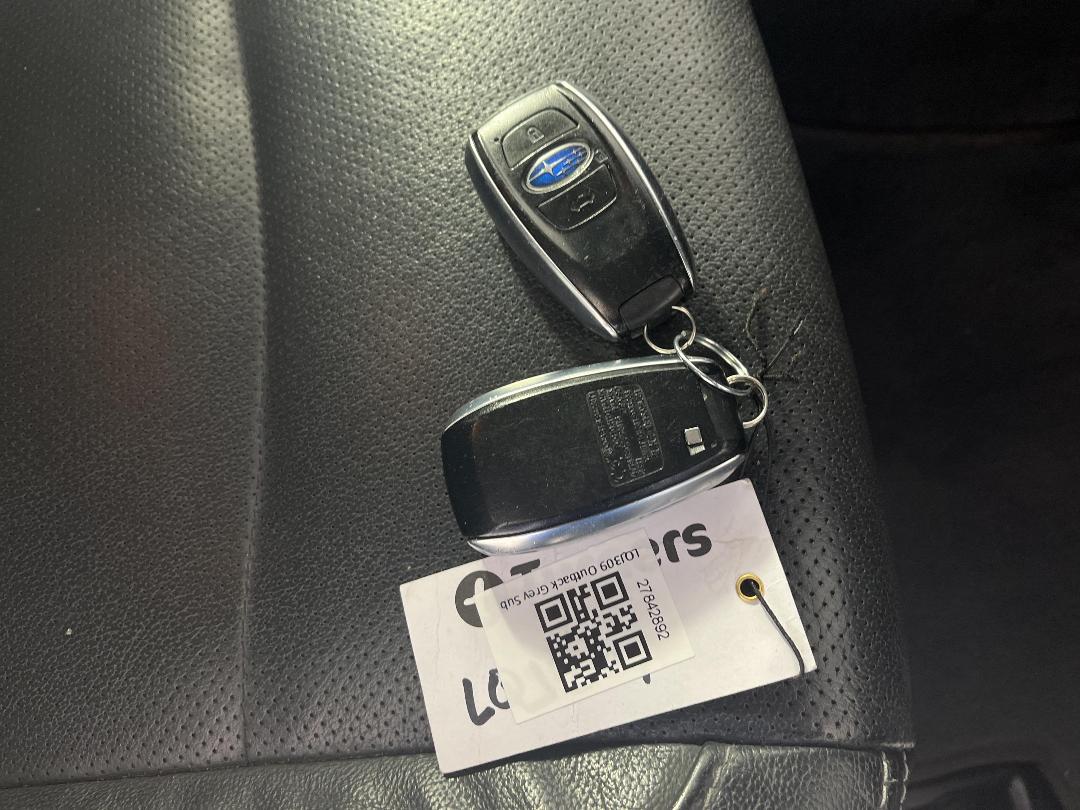 Photo '22' of Subaru Outback