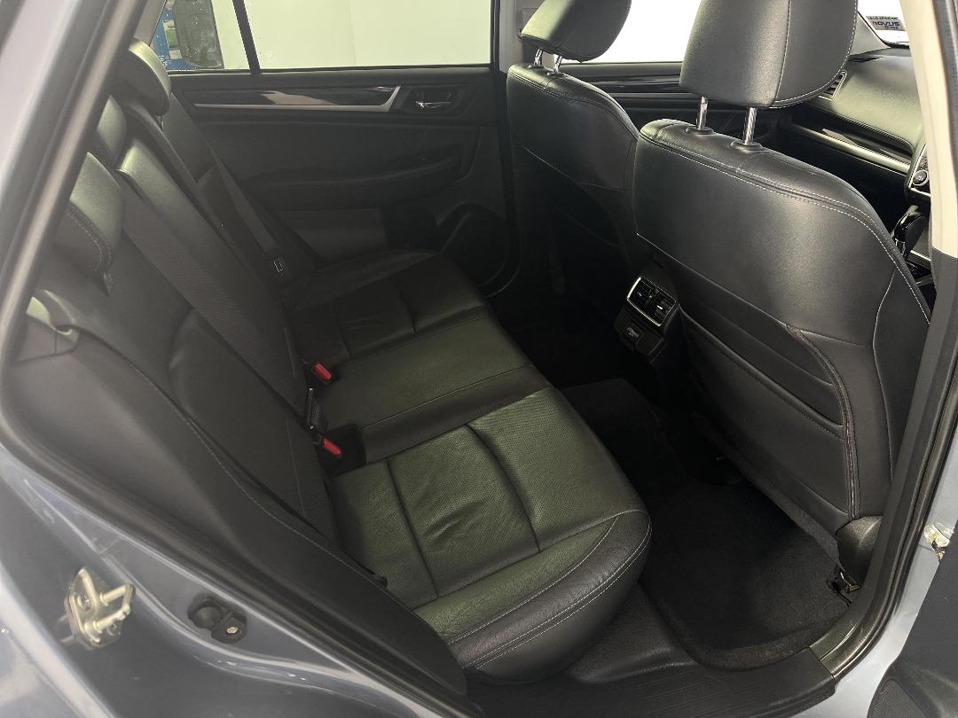 Photo '20' of Subaru Outback