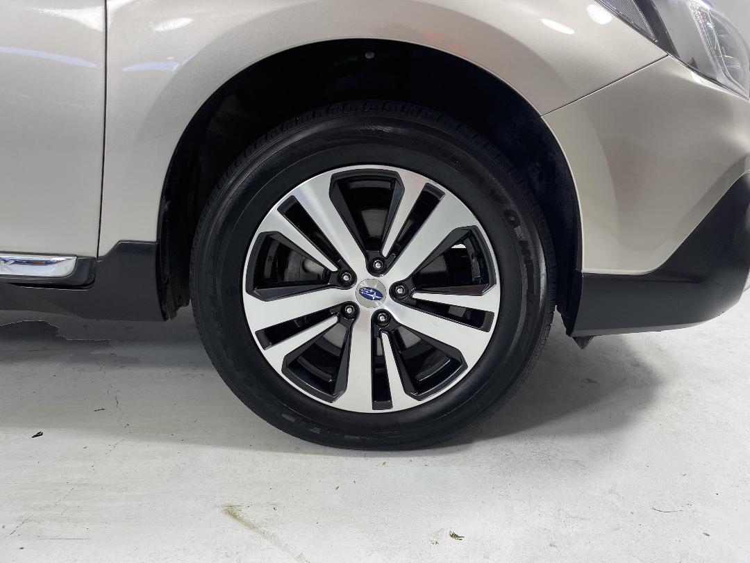 Photo '9' of Subaru Outback Photo '9' of Subaru Outback