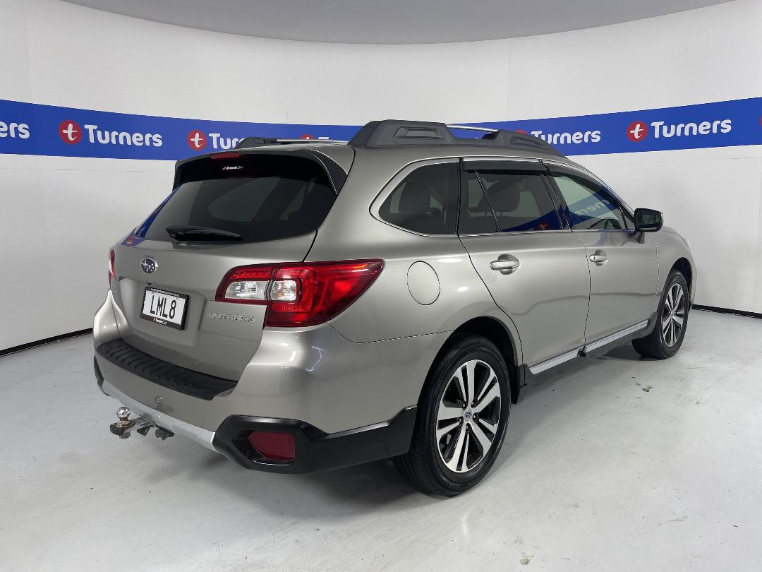 Photo '7' of Subaru Outback Photo '7' of Subaru Outback