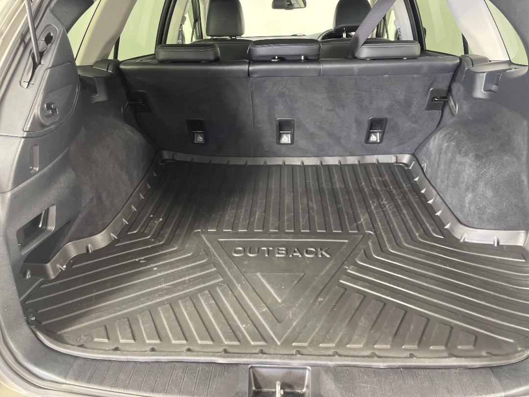 Photo '14' of Subaru Outback Photo '14' of Subaru Outback