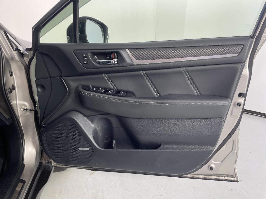 Photo '15' of Subaru Outback Photo '15' of Subaru Outback