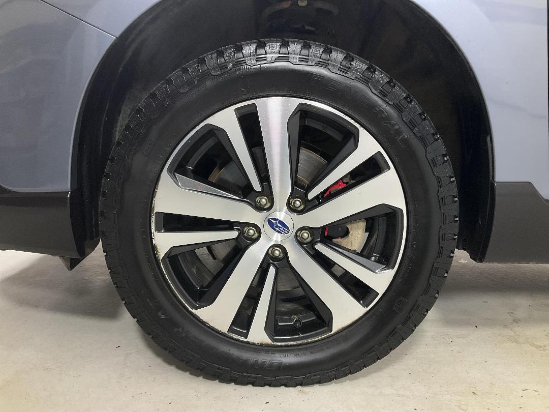 Photo '10' of Subaru Outback