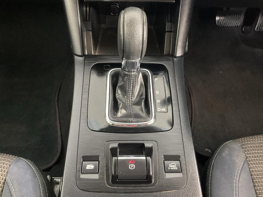 Photo '18' of Subaru Outback