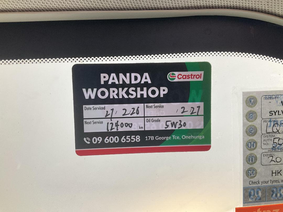 Photo '24' of Subaru Outback