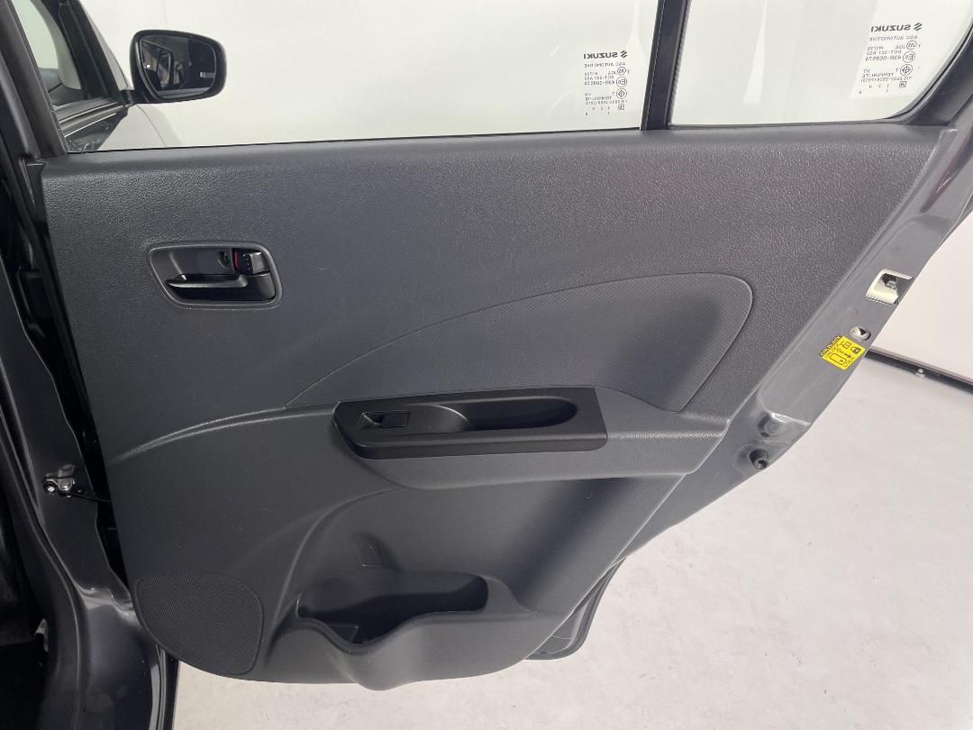 Photo '19' of Suzuki Celerio Photo '19' of Suzuki Celerio