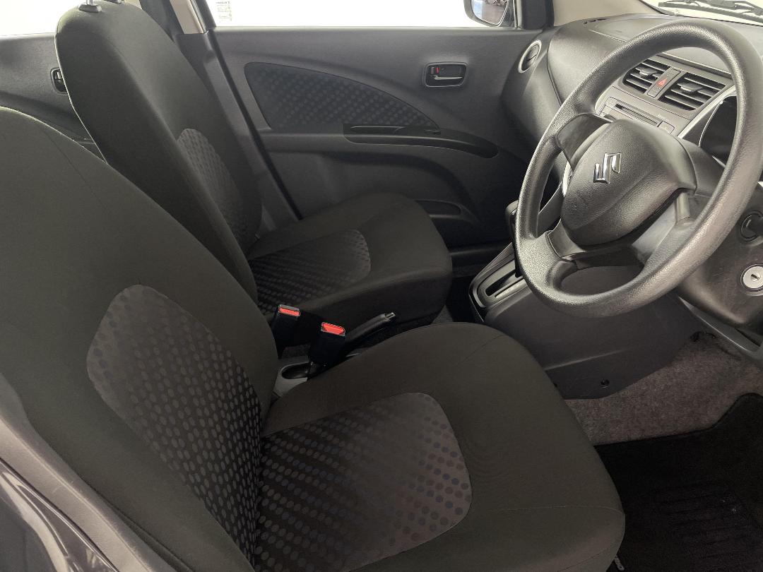 Photo '16' of Suzuki Celerio Photo '16' of Suzuki Celerio