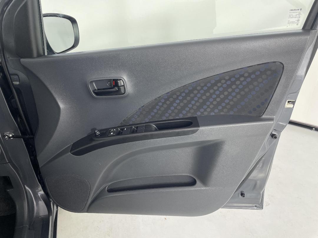 Photo '15' of Suzuki Celerio Photo '15' of Suzuki Celerio